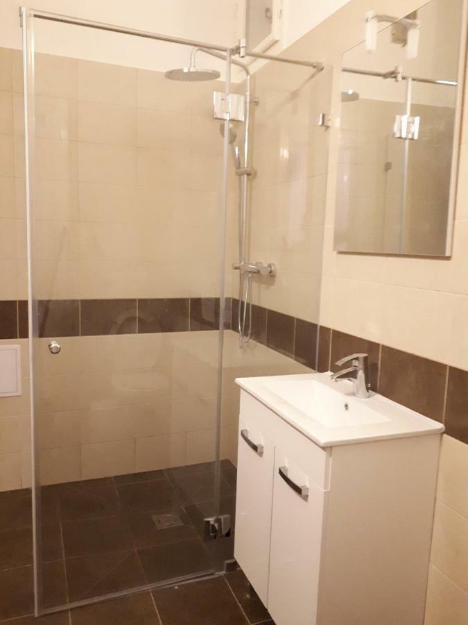 Apartment Dob15 Big